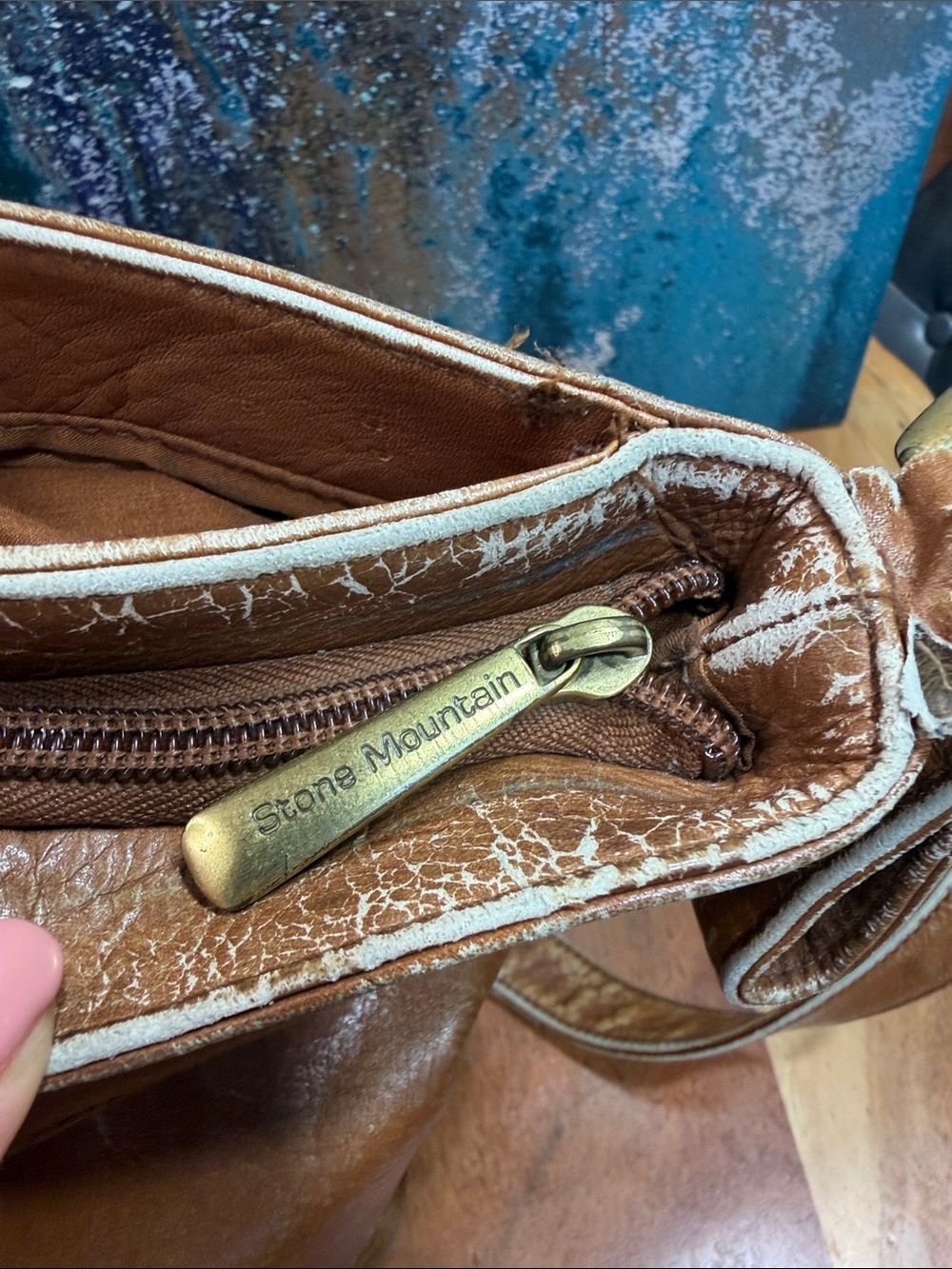 Boho Stone Mountain Vintage Y2K Distressed Tan Leather Bag - Picture 15 of 16